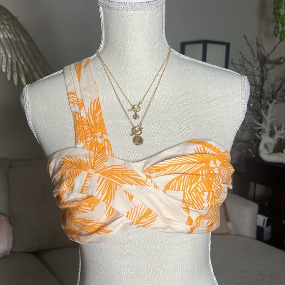 Future Collective by Alani Noelle, Linen, Tropical, Asymmetrical Crop Top - Picture 1 of 7